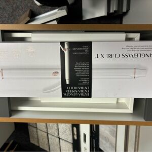 T3 SinglePass Curl 1.Inch Professional Curling Iron - White